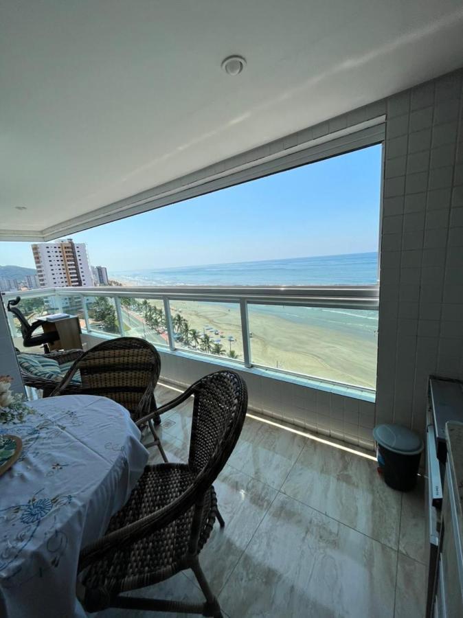 Apartment Com Vista O Mar Pe Na Areia Mongagua