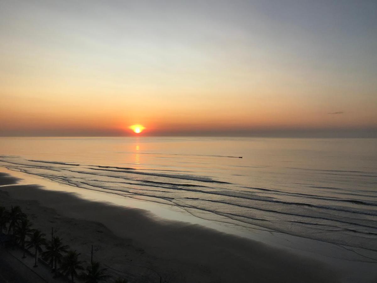 Apartamento Com Vista O Mar Pé Na Areia *
